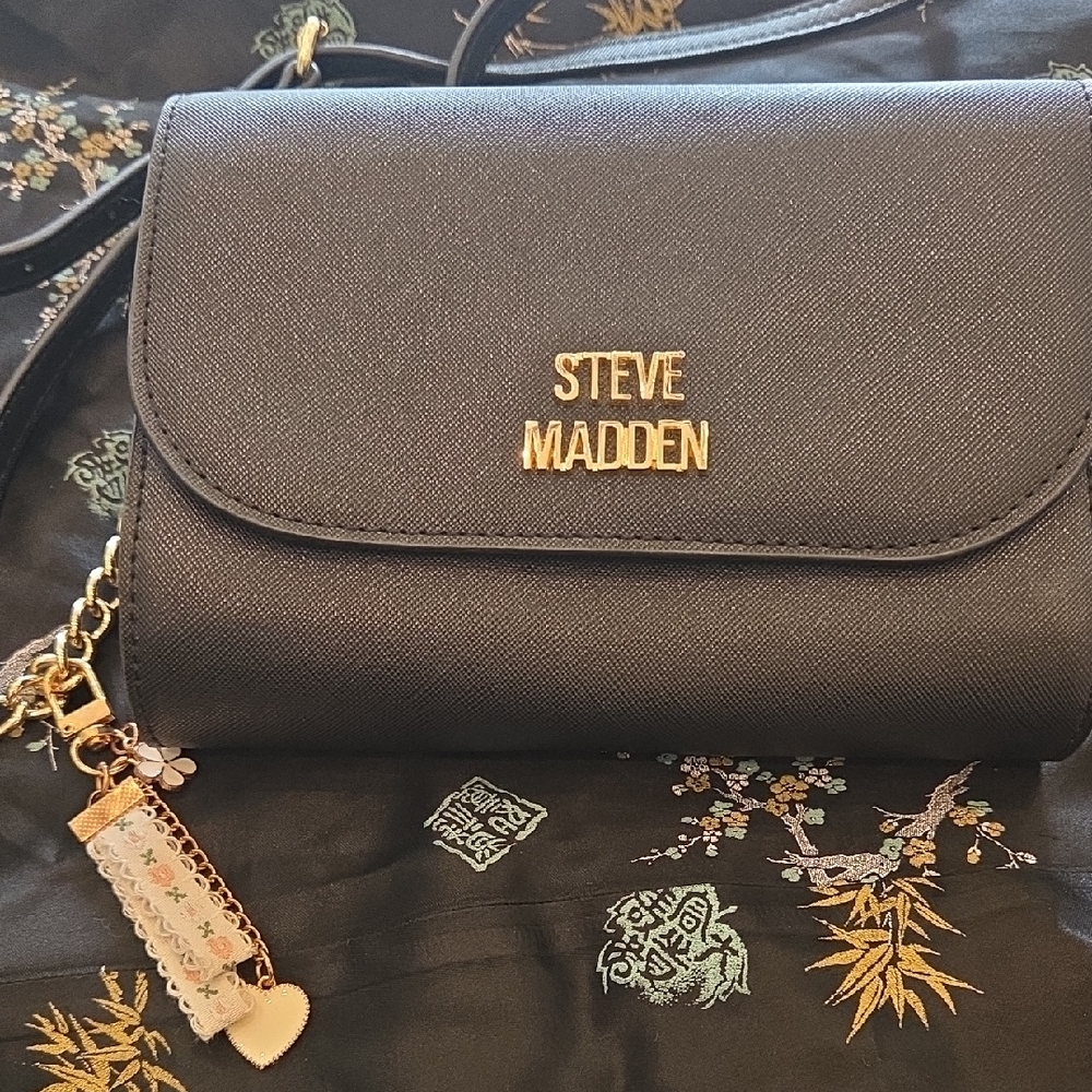 Steve Madden Black Crossbody Bag